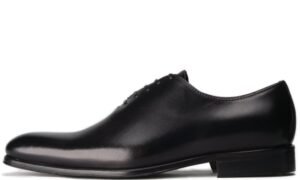 Wholecut Oxford Black